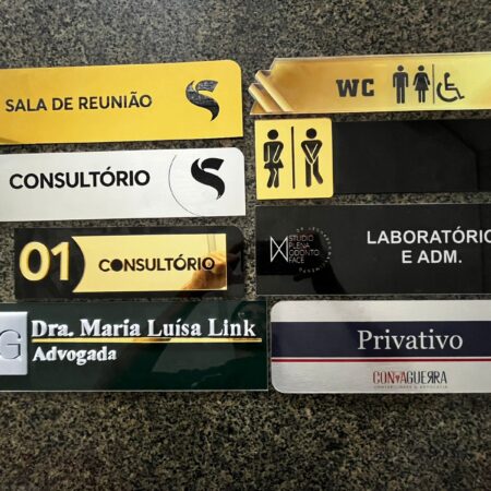 Placa de Sinalização Personalizada